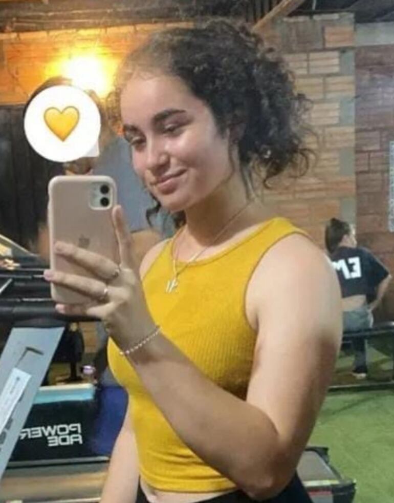 Nidia Zaracho Arriola, funcionaria del Senado.