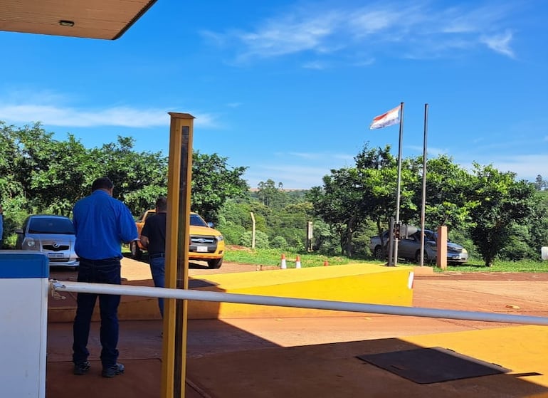 Funcionarios de Tape Porã ya intervienen en los peajes del MOPC, denuncian los sindicatos del MOPC.