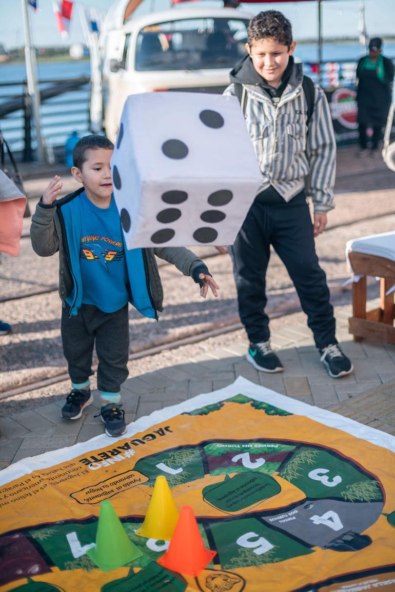 Fotos para ilustrar el evento Ekoápe Feria