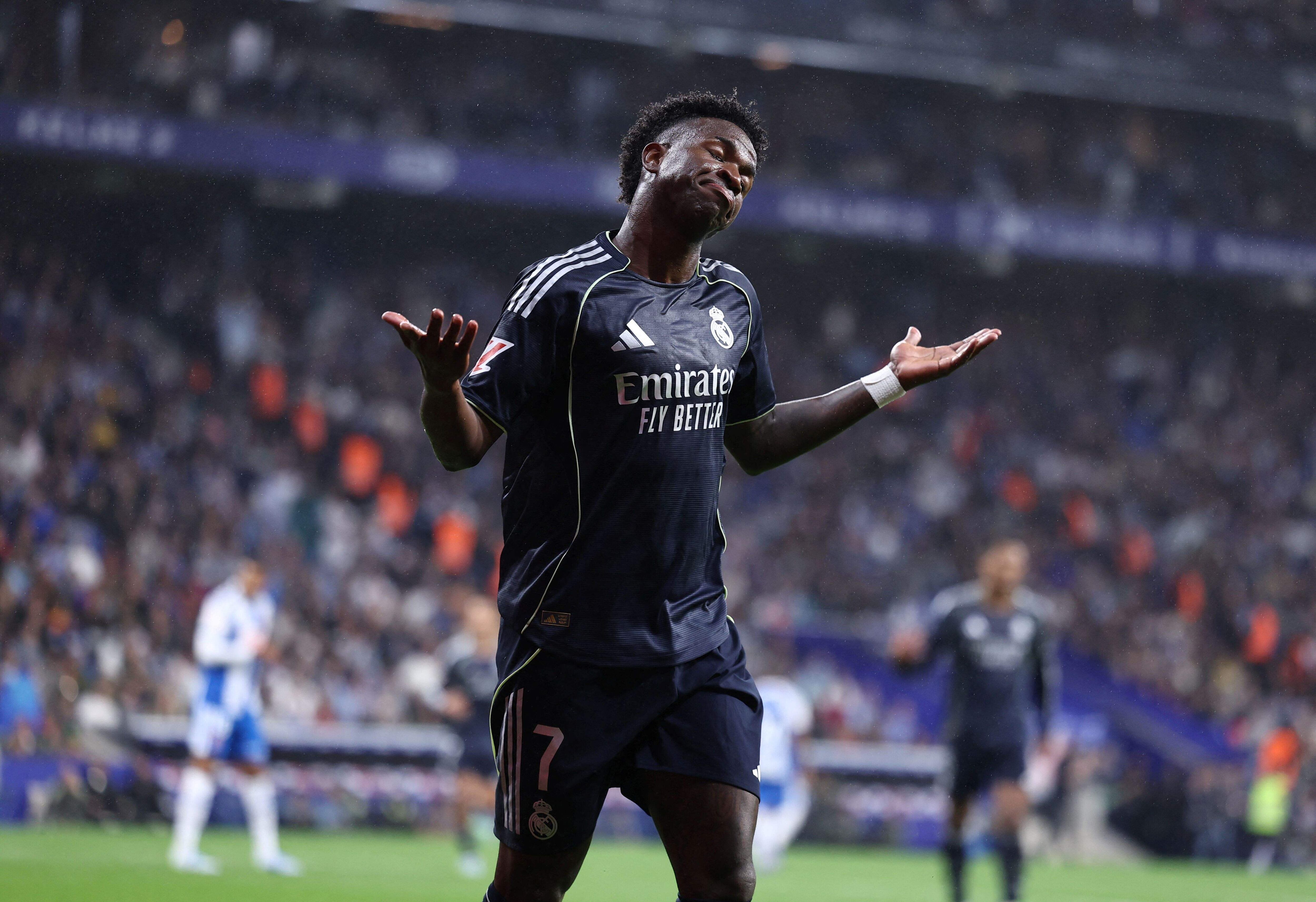 Un doblete de Vinícius Júnior mantiene al Barcelona sin título y aplaza el alirón al clásico — image 3