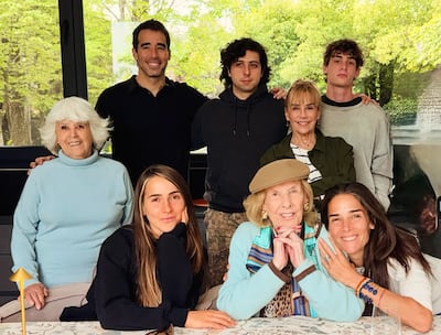 Mirtha Legrand rodeada de su familia en el Día de la Madre