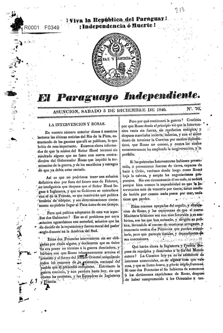 Página de periódico con encabezado 'El Paraguayo Independiente', destacando frases patrióticas en un fondo de texto impreso.