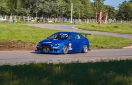 El Mitsubishi Lancer Evolution X, al mando de Allan Aquino, fue el más veloz sobre el asfalto del VRD.