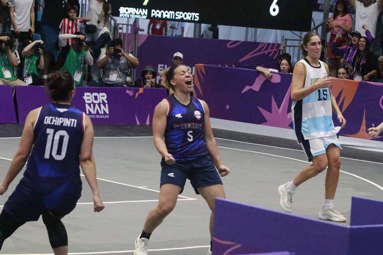 Locura total en el COP donde Paraguay dio la vuelta el marcador adverso frente a Argentina y llevarse el triunfo a las semifinales del básquet 3x3.