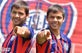 Los mellizos Ángel y Óscar Romero, durante su paso por San Lorenzo de Almagro de Argentina, donde estuvieron entre las temporadas 2019 y 2021.