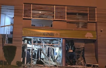 Una de las entidades bancarias atacadas en la madrugada de este martes en Santa Rita.