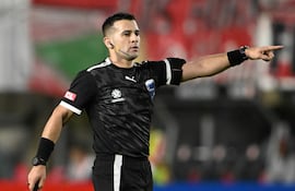 El árbitro Derlis López tendrá a su cargo la conducción del duelo entre Libertad y Guaraní, el "plato fuerte" de la decimocuarta ronda del torneo Clausura 2026.