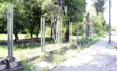 Las vallas de protección de Jardín Botánico, ya no existen.