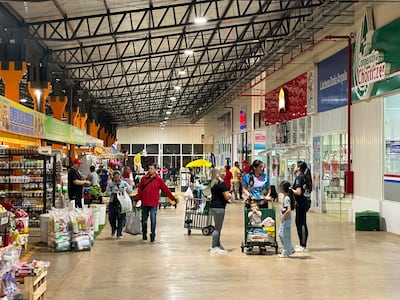 Compras en el Abasto Este