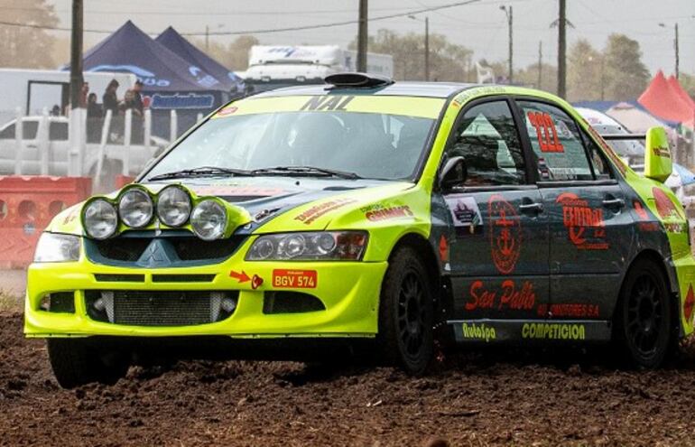 Eduardo Salerno y Aníbal García, con el Mitsubishi Lancer Evo VIII #222 del equipo  San Pablo Automotores Rally Team, estarán presentes una vez más en la categoría RC2N-L.