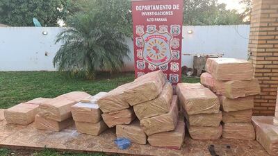 La droga hallada en una de las viviendas allanadas por los agentes de Investigaciones.