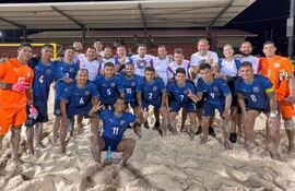 Team Pynandi, luego de golear a la selección anfitriona, Seychelles, en el primer amistoso que disputó.