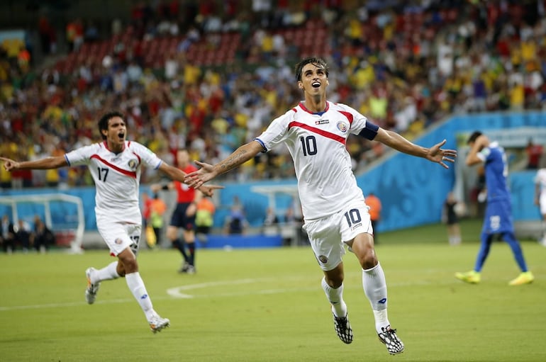 Costa Rica clasificó a cuartos de final del Mundial de Brasil 2014. El equipo de Jorge Pinto empató 1-1 con Grecia en el tiempo normal y el suplementario. En penales no erró uno solo y terminó ganando 5-3 a los europeos.