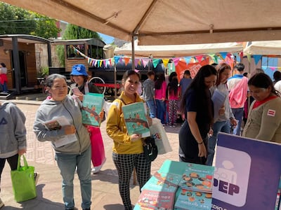 Feipar exhibe sus materiales sobre educación sexual en una feria en el departamento Central.
