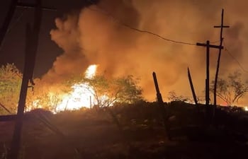 Basural clandestino volvió a arder en la Costanera Sur