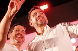 El titular de la Cámara de Diputados, Raúl Latorre (izq.) y el vicepresidente Pedro Alliana, ambos suenan en la carpa cartista, como la posible dupla presidencial para el 2028. (Foto de archivo).