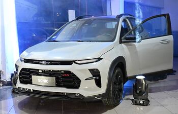 Lanzamiento del nuevo Chevrolet Sonic en evento exclusivo en Asunción