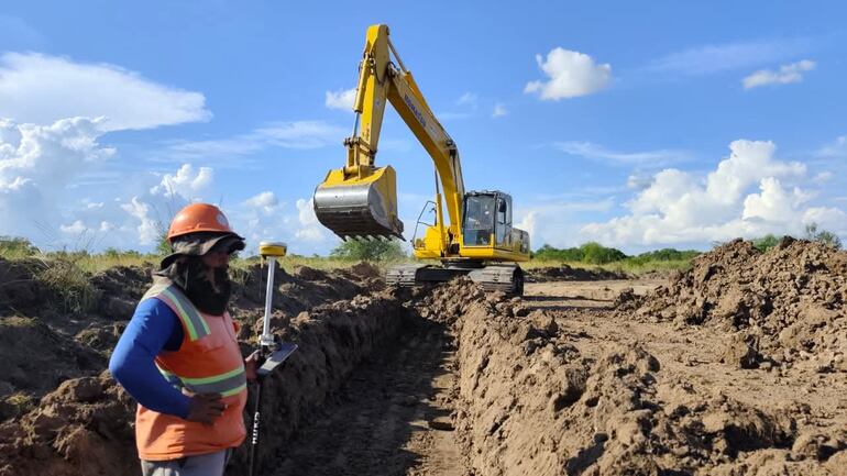 Actualmente las obras estan paralizadas en el sector de la futura Planta de Tratamiento de Aguas Residuales (PTAR).