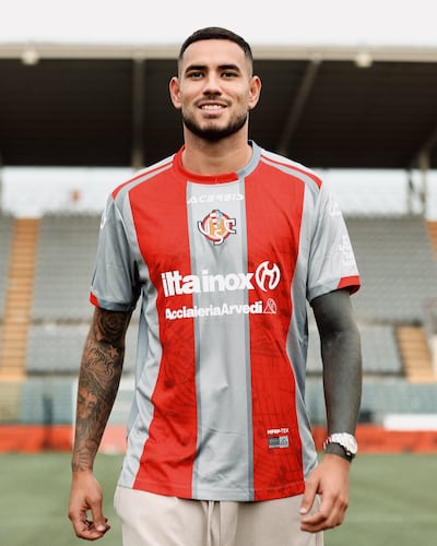 Arnaldo Antonio Sanabria Ayala (29 años), nuevo futbolista del Cremonese de Italia.