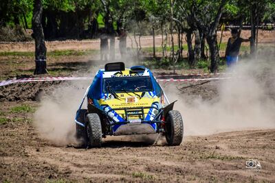 Miguelito Reyes y Mer Pérez fueron los ganadores del Mini Rally del Motor Club Caacupé.
