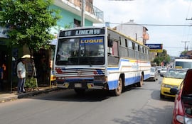 La mayoría de los buses internos de Luque prestan un pésimo servicio a los usuarios.
