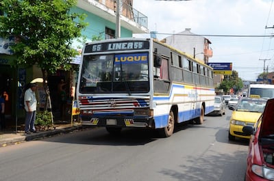 La mayoría de los buses internos de Luque prestan un pésimo servicio a los usuarios.