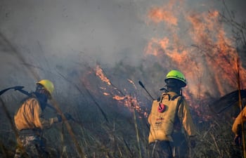 Voraz incendio en pastizales de Chaco´i, en enero de este año. Gentileza.
