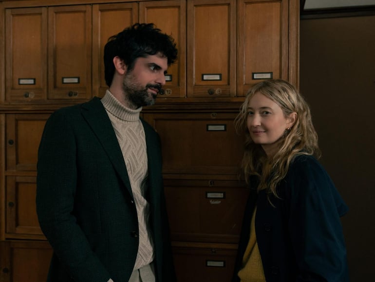 Francesco Carril y Alba Rohrwacher en una escena de "Los tres adioses".