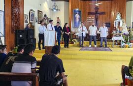 La Facultad de Ciencias de la Salud de UMAX realizó una charla sobre el cáncer de próstata en la penitenciaría  de Tacumbú.