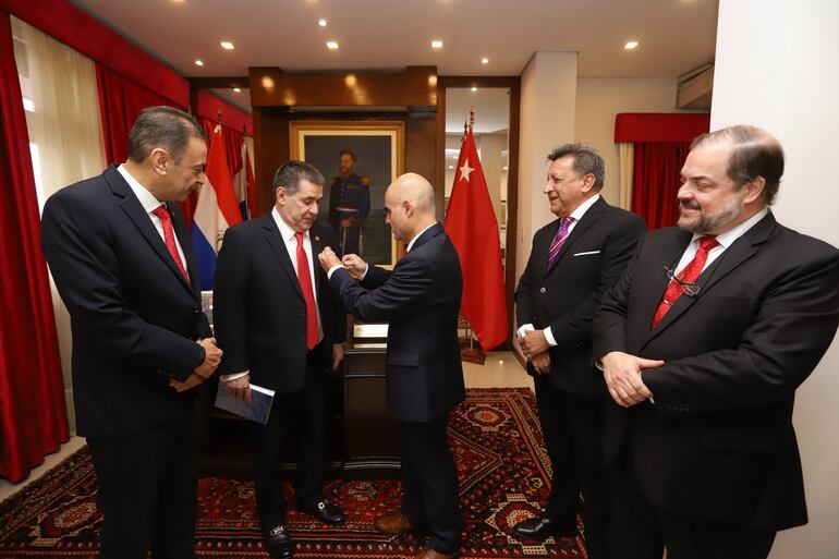 De izquierda a derecha: Ángel Barchini, Horacio Cartes, Rubén Darío Romero y Carlos Couchonnal.