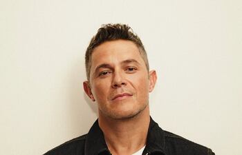 Alejandro Sanz ofrecerá 13 conciertos en varias ciudades de Estados Unidos en 2026 como parte de su gira ¿Y ahora qué?, con la que continúa recorriendo Latinoamérica y España, anunció este lunes la agencia de representación Prensa Seitrack.
