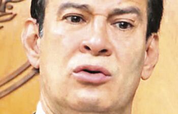 Silvio “Beto” Ovelar (ANR, HC), presidente de la Cámara Alta.