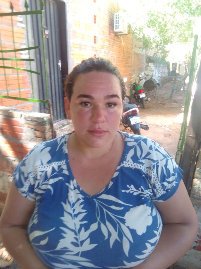 Alexandra Fernández madre de Paloma niña de tres años con enfermedad de Hirschsprung.