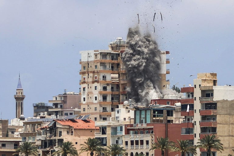 Al menos 9 muertos en nuevos ataques israelíes en el sur del Líbano - Mundo