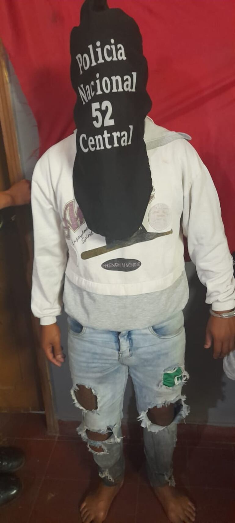 Los mismos fueron identificados como Francisco Bogarín de 40 años y Felipe Ariel González Otazú de 26 años.