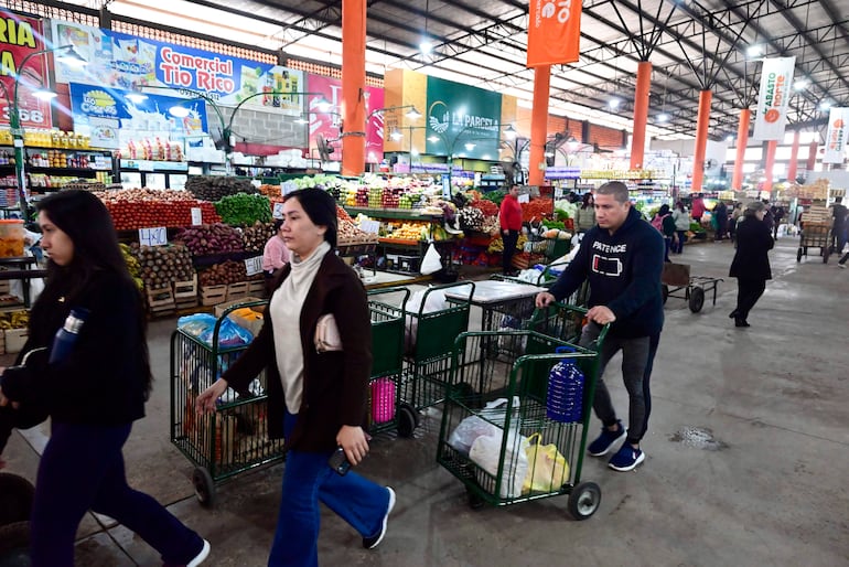 Abasto Norte proyecta el futuro del comercio: digitalización, innovación y nuevos espacios para comprar de manera eficiente y segura.