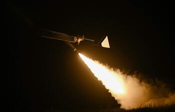 Un dron ucraniano de largo alcance es lanzado desde una ubicación no divulgada en Ucrania, el pasado sábado.