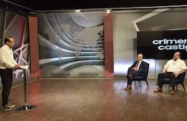 El decano de Derecho UNA Carlos González Morel y el director de Recursos Humanos de Derecho UNA, en los estudios de AbcTv