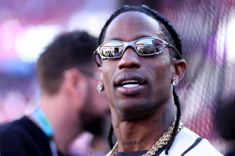 Travis Scott también asistió al Super Bowl LX entre los Seattle Seahawks y los New England Patriots en el Levi's Stadium. (Kevin C. Cox/Getty Images/AFP)
