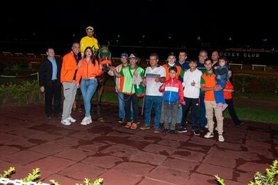 Magic Queen con Figueredo, dando doblete al stud 8 Años.