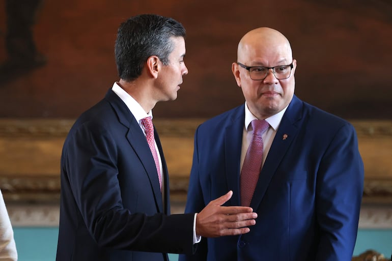 Itaipú: Gobierno mantiene incógnita sobre reemplazo de Valdovinos en el Consejo de Administración