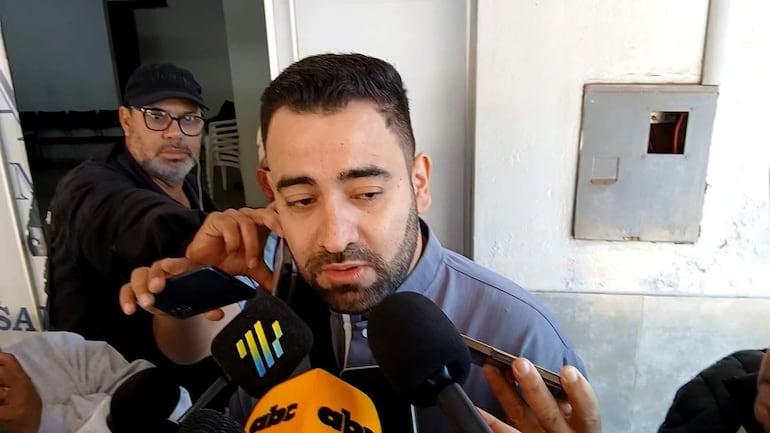 Doctor Lucas Riveros, médico forense del Ministerio Público, en Pedro Juan Caballero.