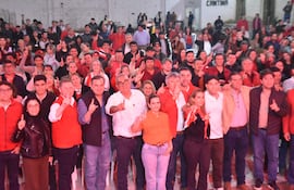 Dirigentes departamentales del Partido Colorado se reunieron en Ayolas con el objetivo de fortalecer la unidad de cara a las elecciones municipales.