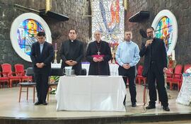 El anuncio del nuevo obispo de la Diócesis de Ciudad del Este se dio en una conferencia de prensa en la Catedral San Blas.