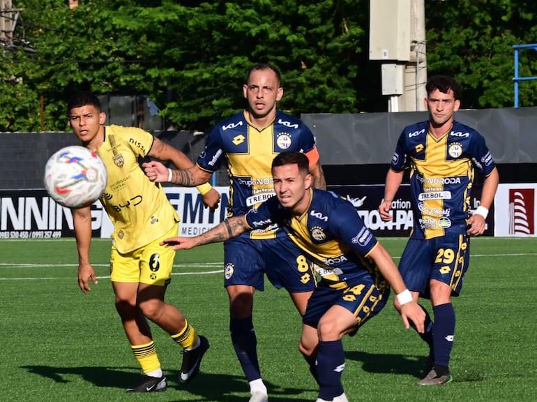 A qué hora se juega hoy Sportivo Trinidense vs. Recoleta FC y dónde ver en vivo