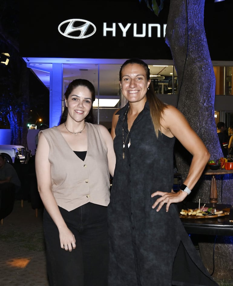 Nathalia Redondo y Paola Ferrari.