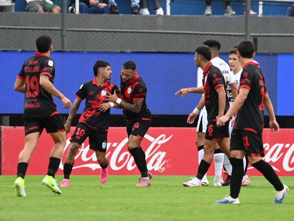 Olimpia conquista su título 48 en Paraguay con un empate polémico ante Sportivo Ameliano — image 4