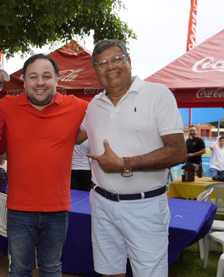 Hugo Farías y el ex jefe de Aseo, Pedro González.