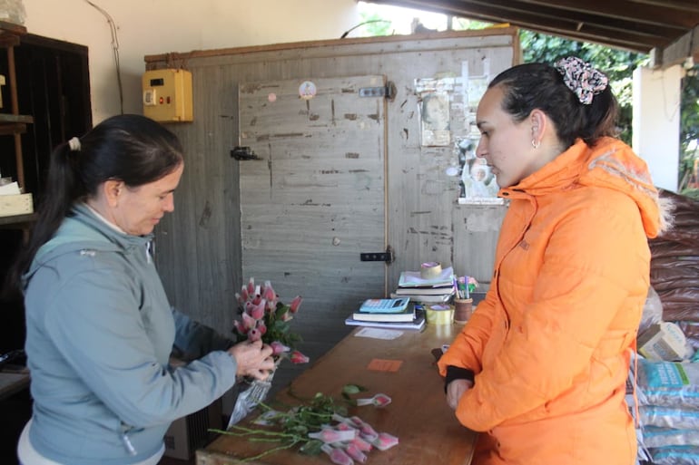 Como cada año, en el Vivero San Rafael ya se preparan con anticipación los arreglos florales para celebrar el Día de la Madre.