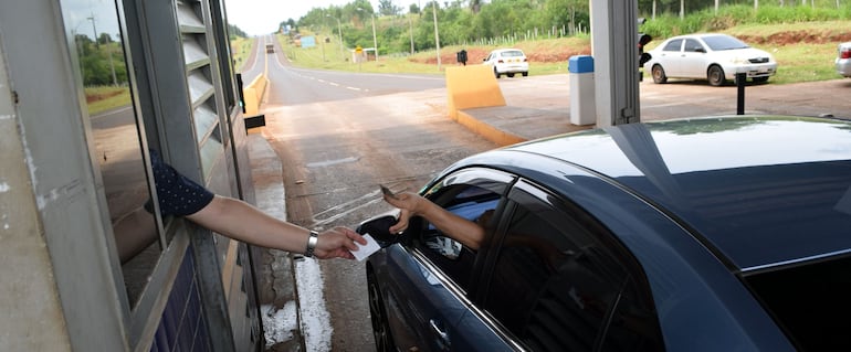 Se investiga una presunta expedición de boletas paralelas en el cobro de peajes en Trinidad, departamento de Itapúa.